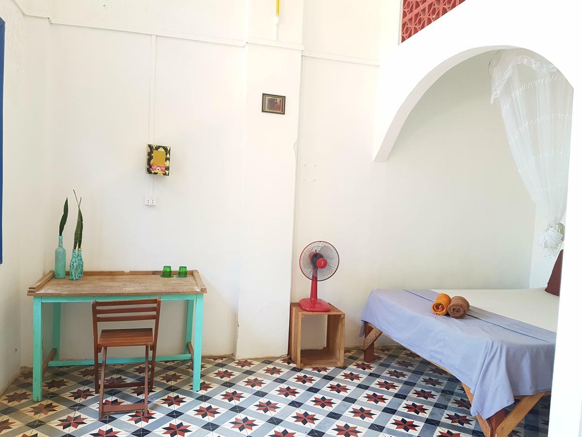 Baraca Guesthouse 캄폿 외부 사진