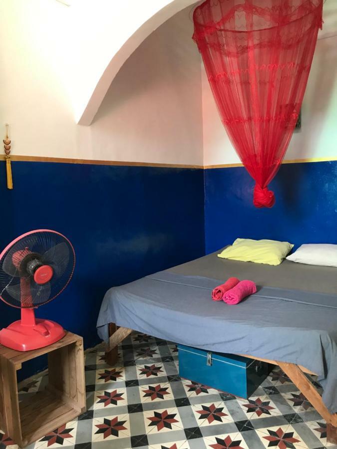 Baraca Guesthouse 캄폿 외부 사진